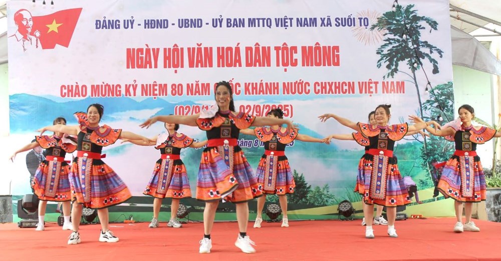 Về Suối Tọ vui hội với đồng bào dân tộc Mông - ảnh 1