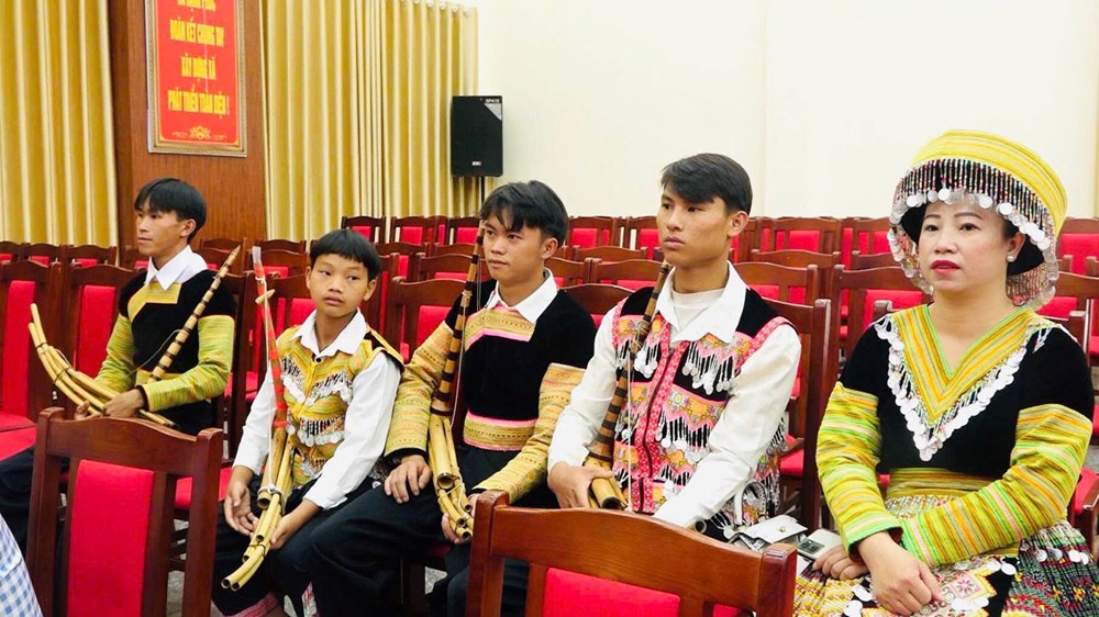 Xây dựng CLB sinh hoạt văn hóa dân gian dân tộc Mông gắn với du lịch - ảnh 3