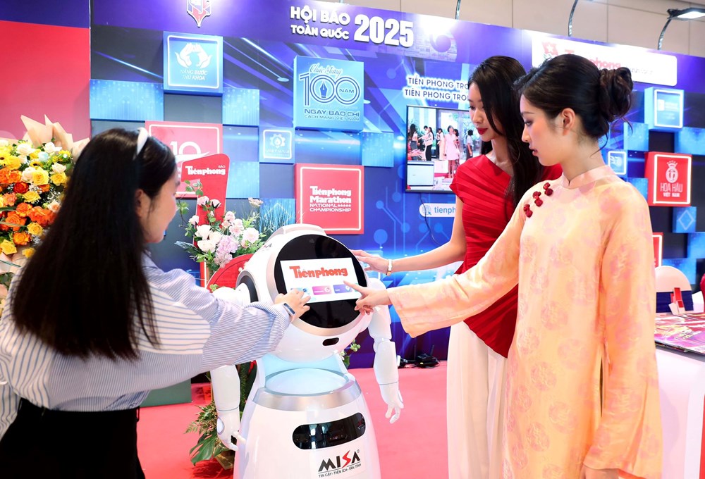 100 năm Báo chí Cách mạng Việt Nam đồng hành cùng dân tộc - ảnh 6