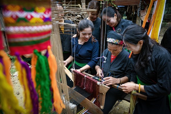 Bảo tồn văn hóa phi vật thể dân tộc Ơ Đu và Khơ Mú gắn với phát triển du lịch - ảnh 1