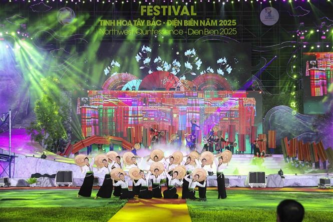 Khai mạc Festival Tinh hoa Tây Bắc - Điện Biên năm 2025 - ảnh 3
