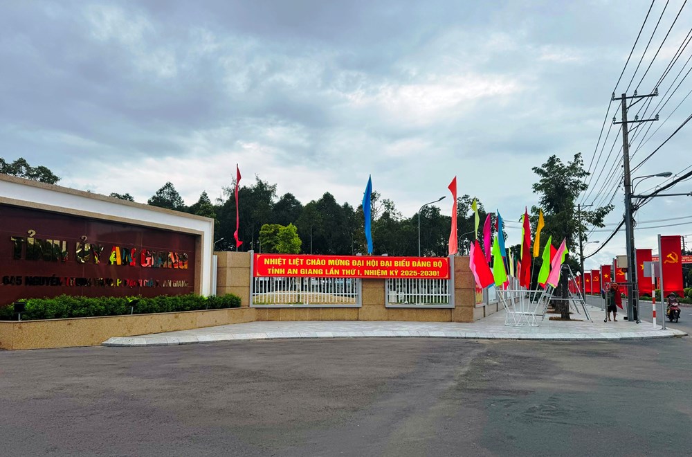 An Giang họp báo thông tin về Đại hội Đảng bộ tỉnh lần thứ I, nhiệm kỳ 2025 – 2030 - ảnh 3