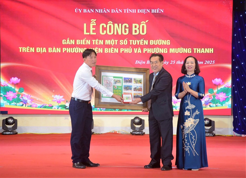 Điện Biên gắn biển nhiều tuyến đường mang tên các nghệ sĩ - ảnh 4