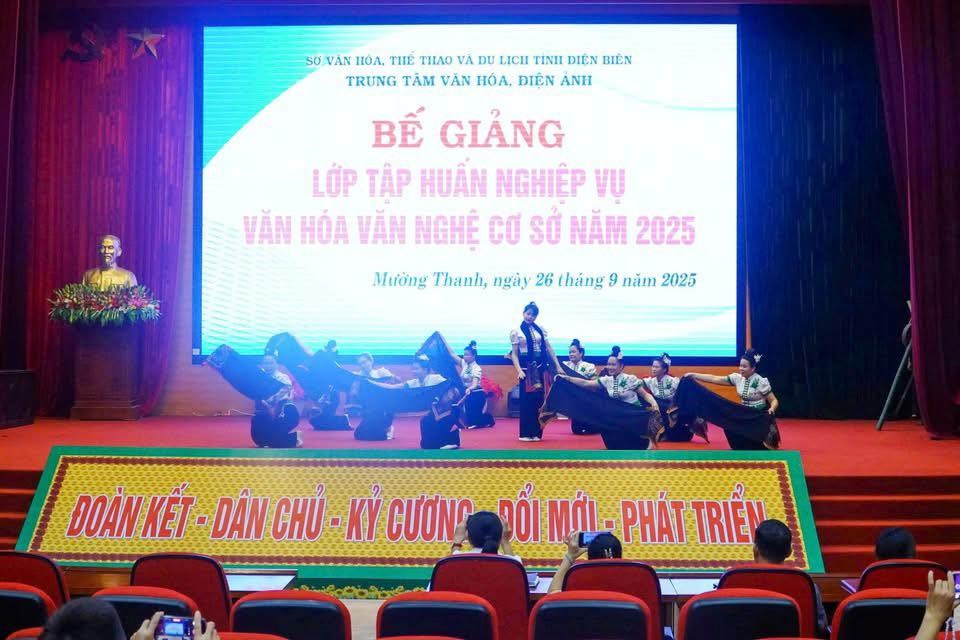 Gắn phong trào văn hóa, văn nghệ với phát triển du lịch cộng đồng ở Mường Thanh - ảnh 2