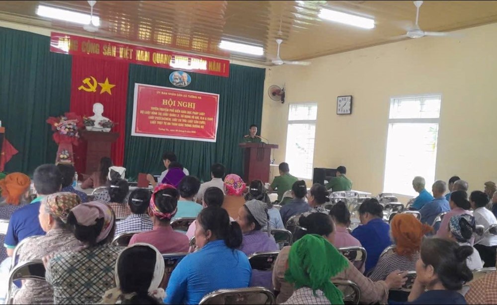 Sơn La đẩy mạnh tuyên truyền, vận động thu hồi vũ khí, vật liệu nổ, công cụ hỗ trợ - ảnh 1