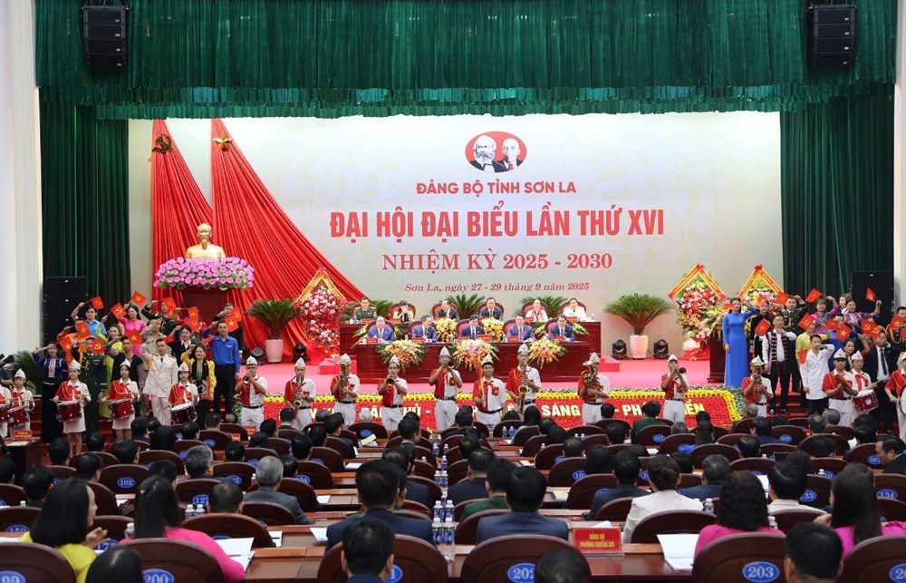 Khai mạc Đại hội đại biểu Đảng bộ tỉnh Sơn La lần thứ XVI, nhiệm kỳ 2025-2030 - ảnh 1