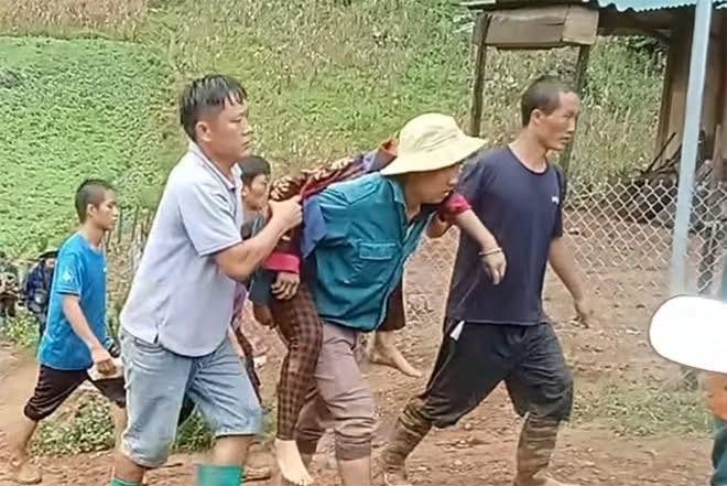 Hai vợ chồng bị sét đánh tử vong khi đang đi làm nương - ảnh 1