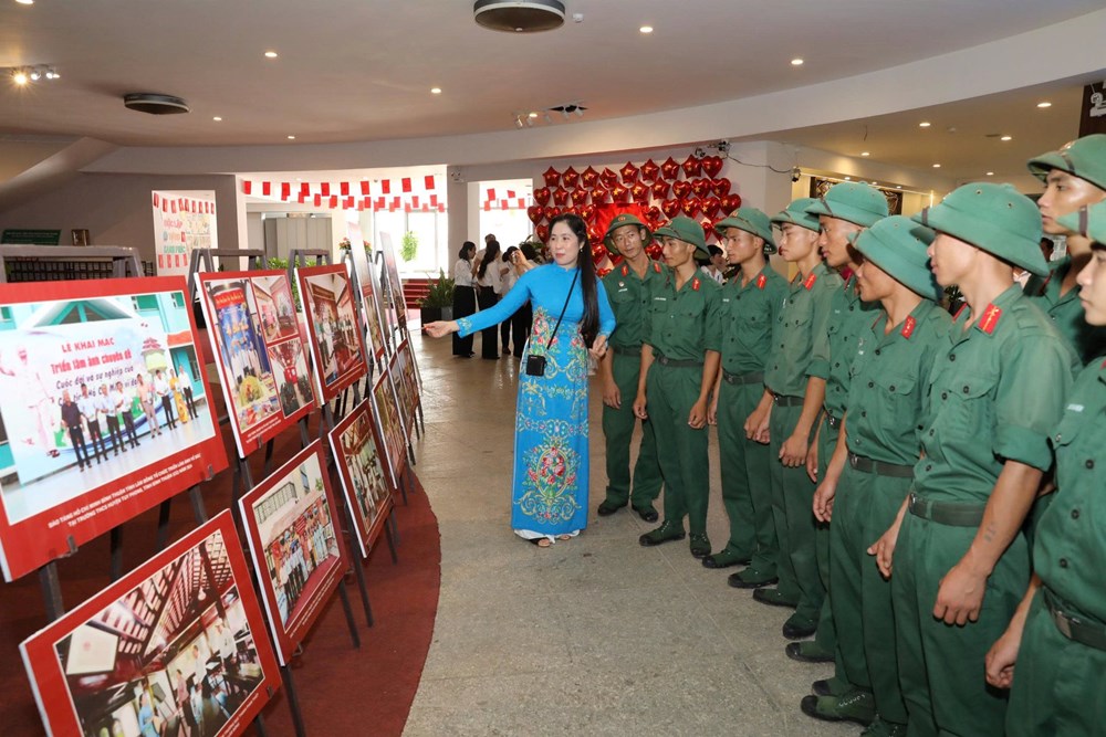 Triển lãm chuyên đề “Nơi Bác dừng chân trường Dục Thanh Phan Thiết” - ảnh 2