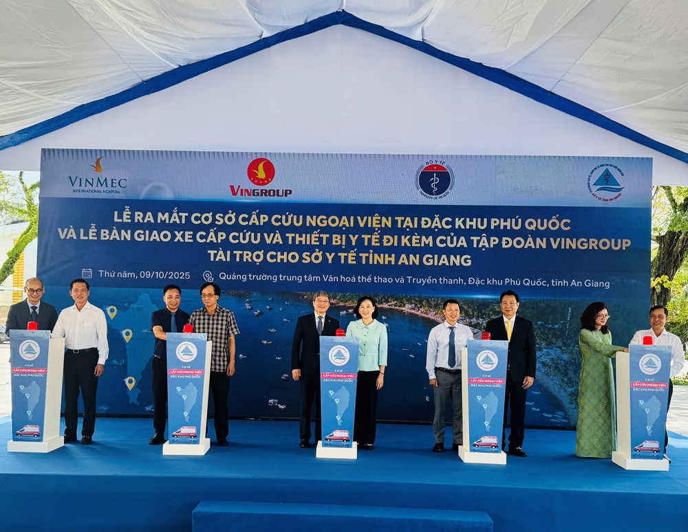 Đặc khu Phú Quốc đưa vào hoạt động 8 xe cứu thương ngoại viện - ảnh 1
