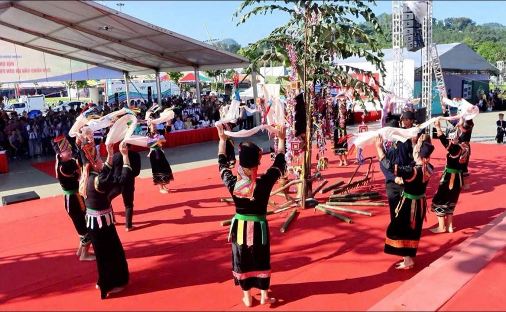 Lễ hội “Pang A“- nét văn hóa, tín ngưỡng độc đáo của người La Ha - ảnh 1
