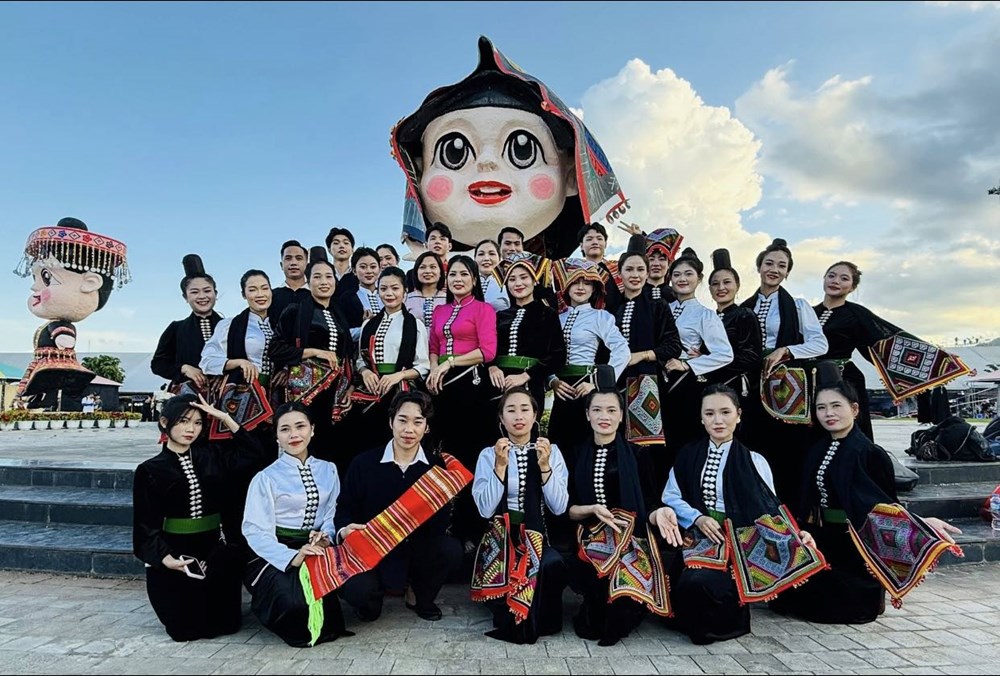 Bế mạc Liên hoan nghệ thuật Xòe Thái tỉnh Sơn La lần thứ II - ảnh 4