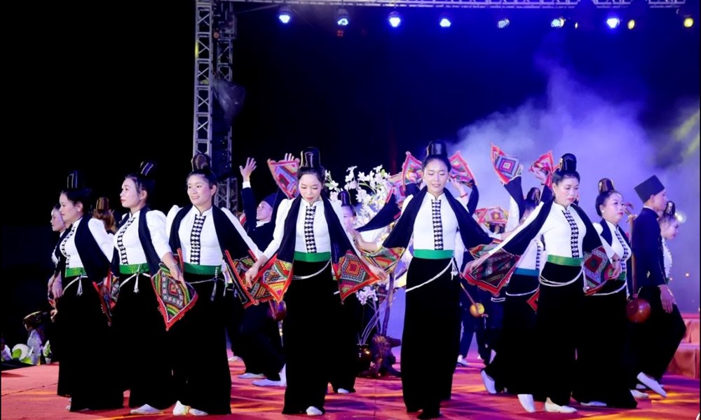 Bế mạc Liên hoan nghệ thuật Xòe Thái tỉnh Sơn La lần thứ II - ảnh 3