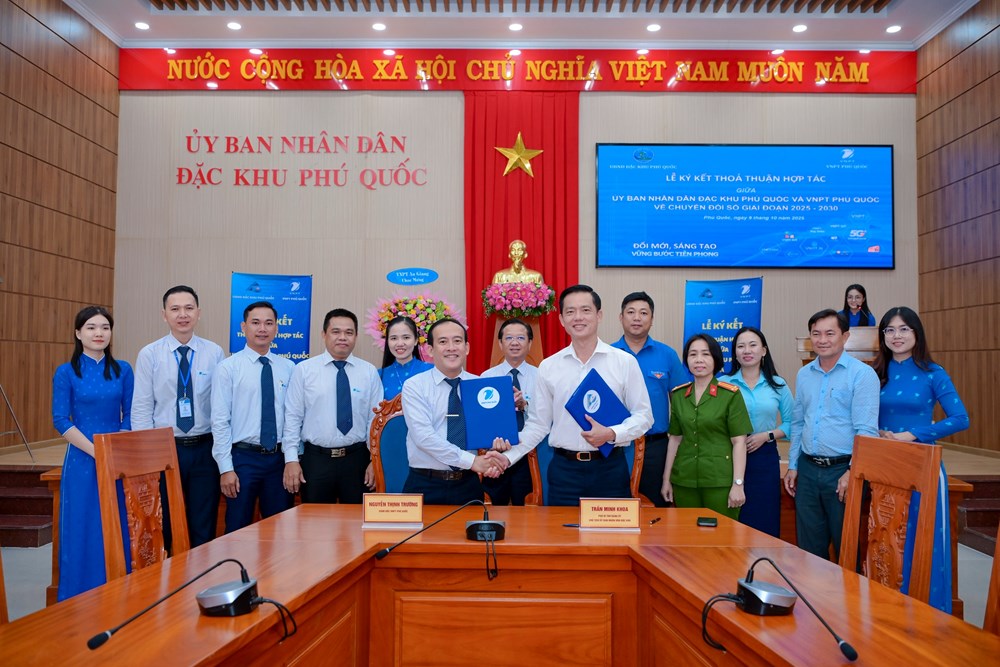 Đặc khu Phú Quốc và VNPT Phú Quốc ký kết hợp tác chuyển đổi số - ảnh 1