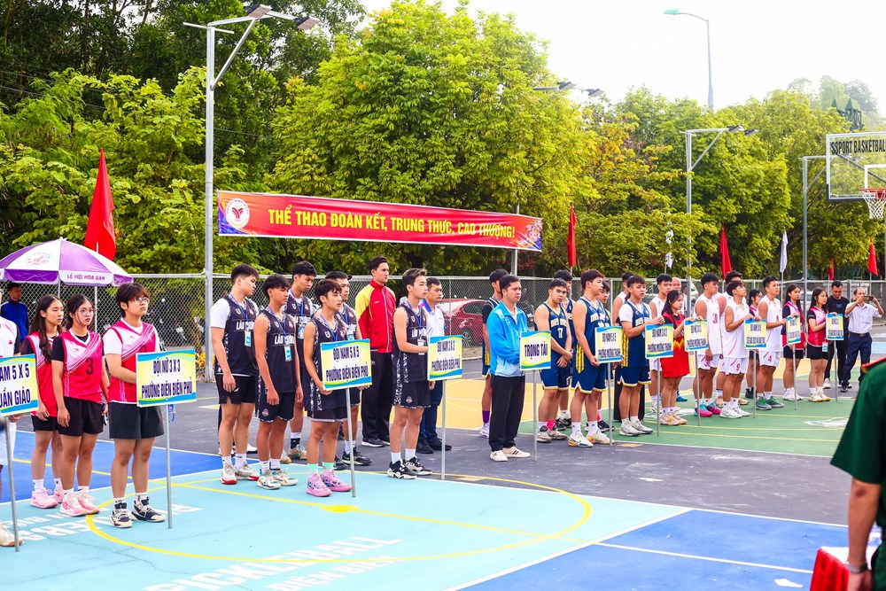 Giải Bóng rổ, môn thi trước Đại hội Thể dục thể thao tỉnh Điện Biên lần thứ XII - ảnh 1