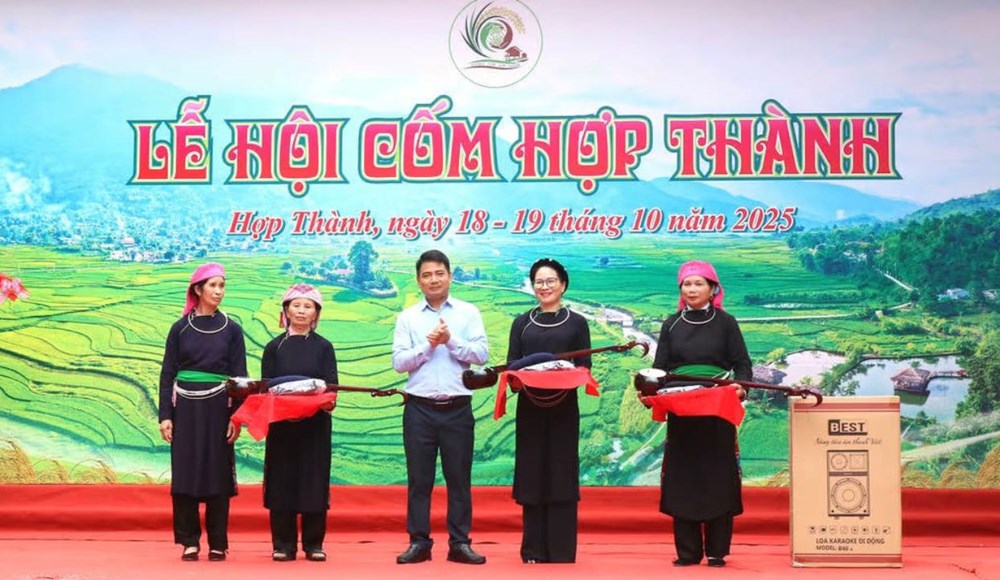 Đưa nghề cốm Hợp Thành trở thành sản phẩm du lịch cộng đồng hấp dẫn - ảnh 4