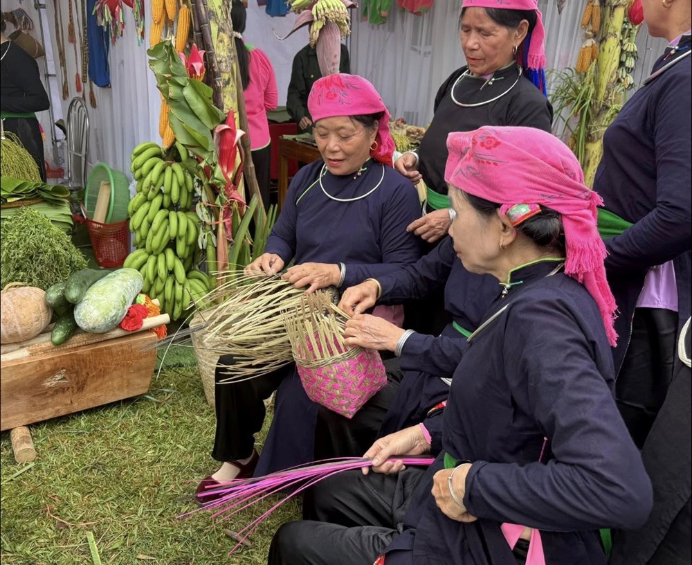 Đưa nghề cốm Hợp Thành trở thành sản phẩm du lịch cộng đồng hấp dẫn - ảnh 10