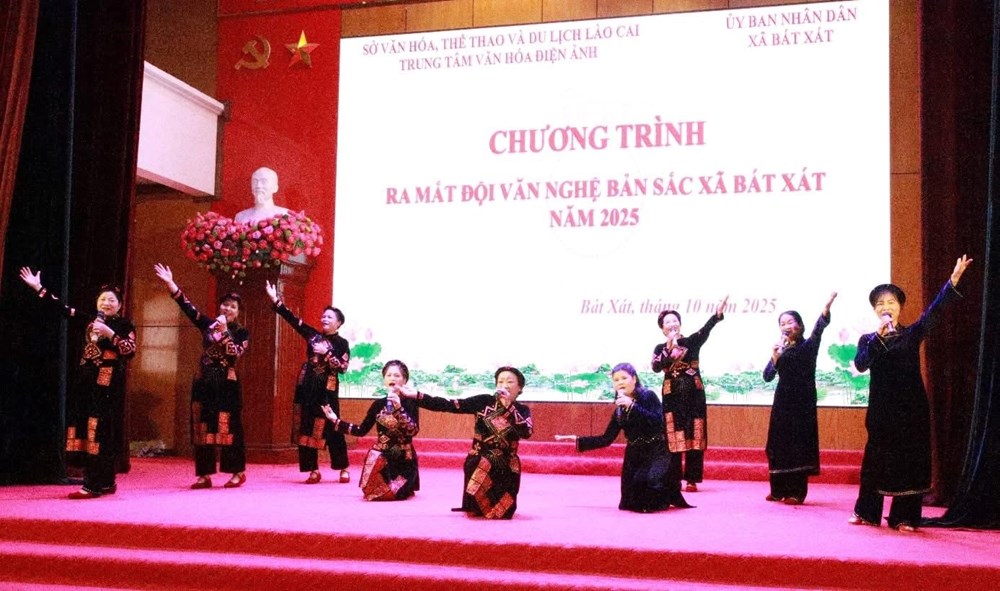 Xây dựng đội văn nghệ bản sắc các dân tộc ở xã biên giới Bát Xát - ảnh 3
