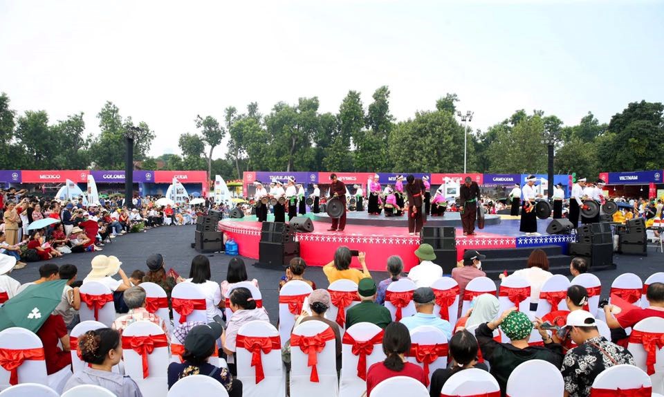 Lễ hội Văn hóa thế giới tại Hà Nội: Nhịp cầu hội nhập, thăng hoa và gắn kết - ảnh 24