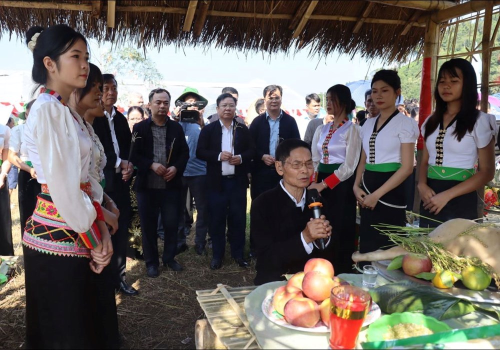 Về Phong Thổ vui hội “Kin lẩu khẩu mẩu” với người Thái trắng - ảnh 3