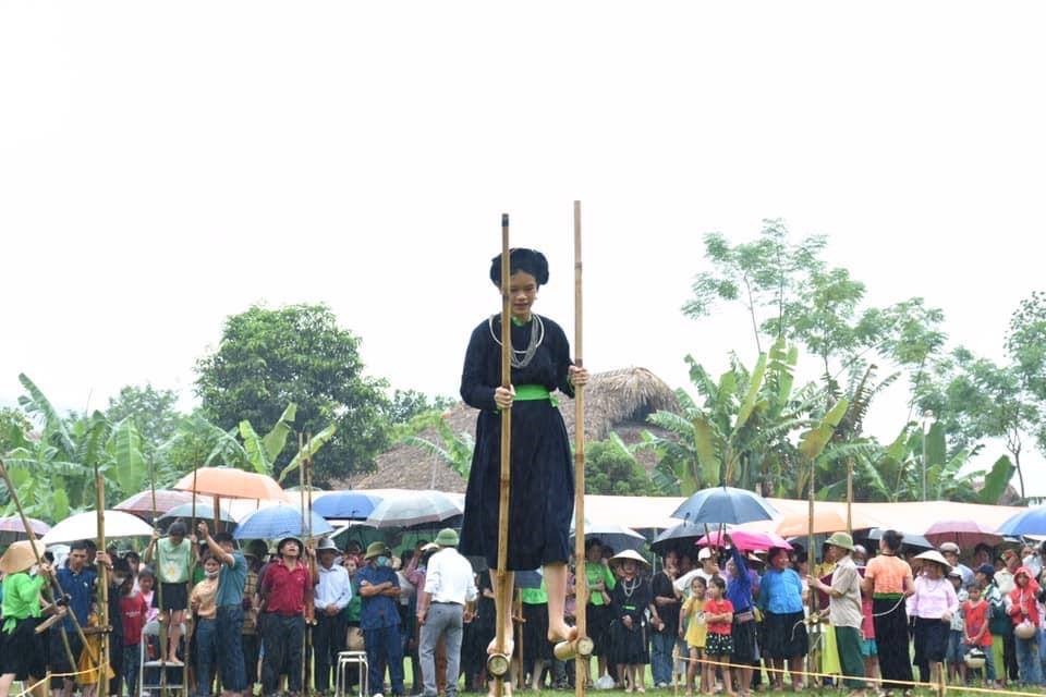 Về xã vùng cao Lâm Thượng vui hội với đồng bào các dân tộc - ảnh 2
