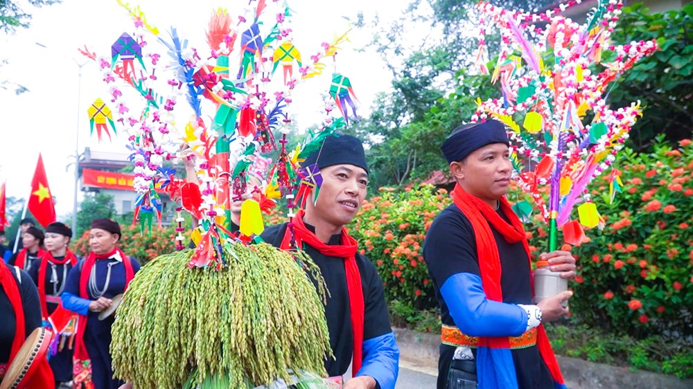 Đặc sắc Lễ hội cơm mới Đền Đông Cuông của người Tày Khao - ảnh 6