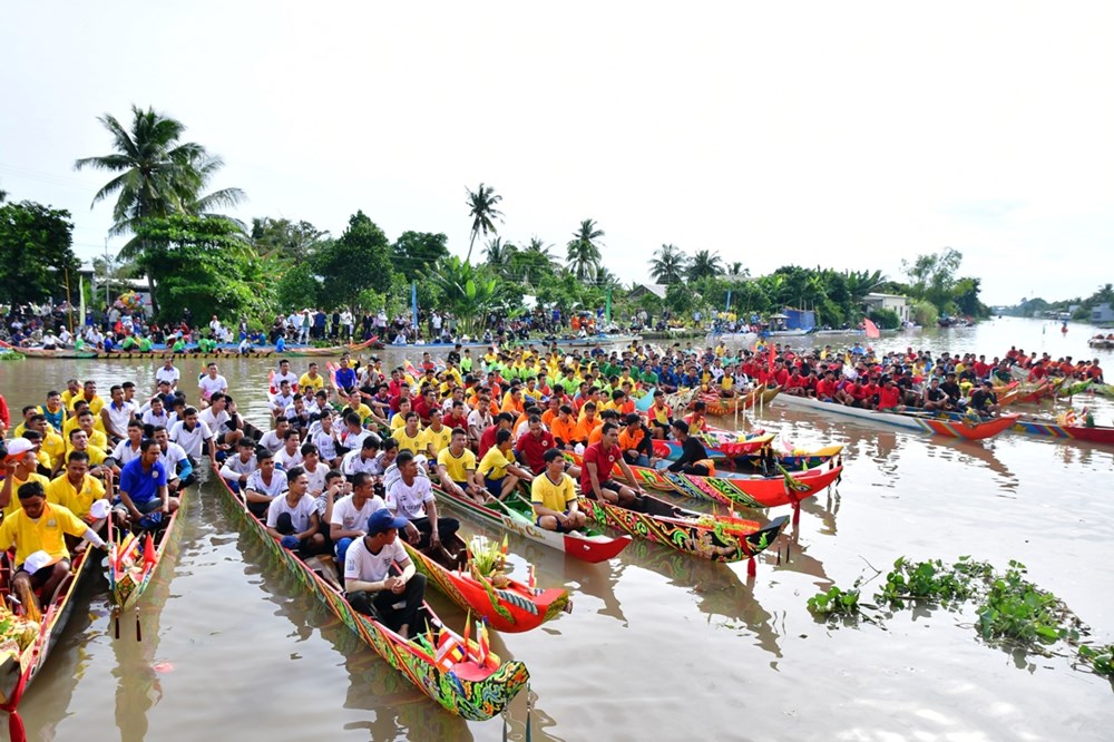 Sôi nổi Giải Đua ghe ngo phường Rạch Giá tỉnh An Giang - ảnh 1