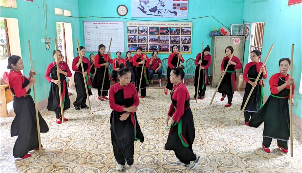 Gắn bảo tồn văn hóa các dân tộc Cao Lan, Bru-Vân Kiều và Khmer với phát triển du lịch - ảnh 1
