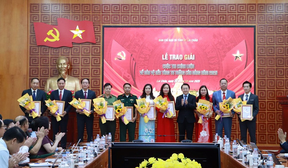 Trao giải Cuộc thi chính luận về bảo vệ nền tảng tư tưởng của Đảng năm 2025 - ảnh 2