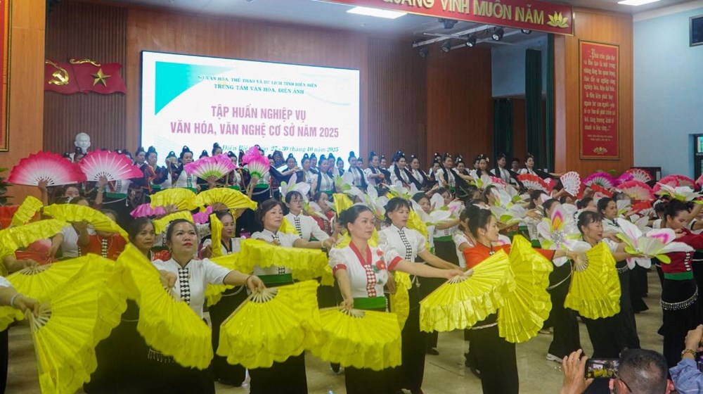 Bế mạc lớp tập huấn nghiệp vụ văn hoá, văn nghệ cơ sở năm 2025 - ảnh 3