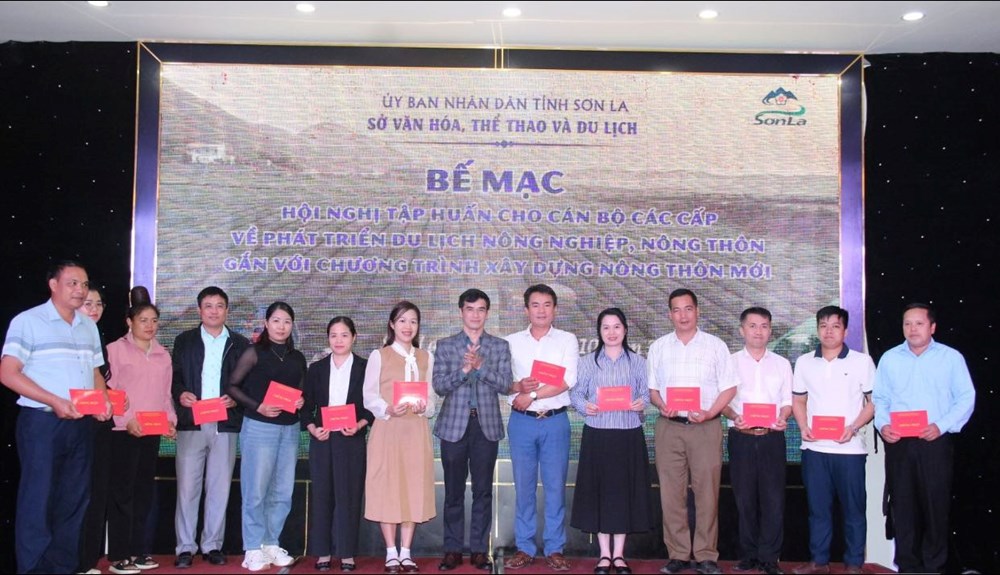 Nâng cao năng lực cán bộ trong phát triển du lịch nông nghiệp, nông thôn - ảnh 2