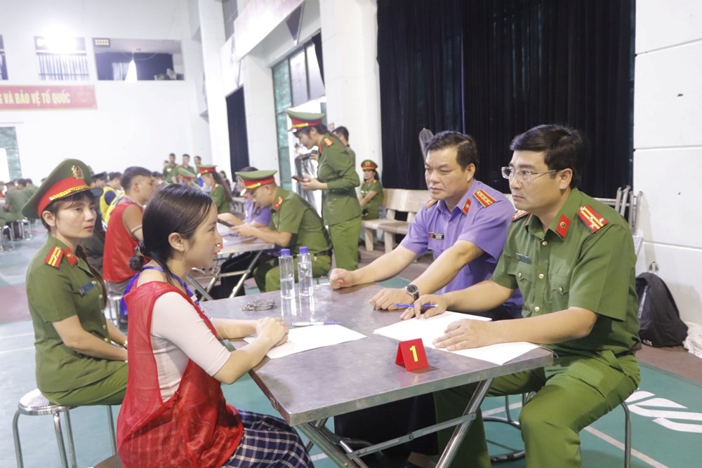 Điều tra, xác minh tổ chức tội phạm lừa đảo tại tỉnh Kampot, Vương quốc Campuchia - ảnh 2