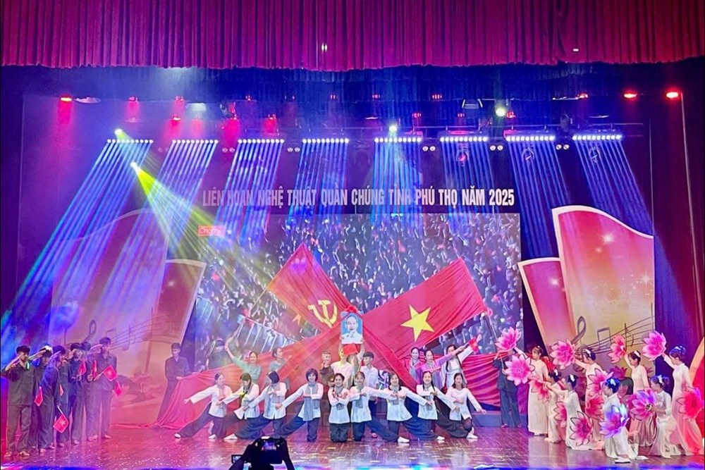 70 tiết mục xuất sắc đạt giải Liên hoan Nghệ thuật quần chúng tỉnh Phú Thọ - ảnh 3