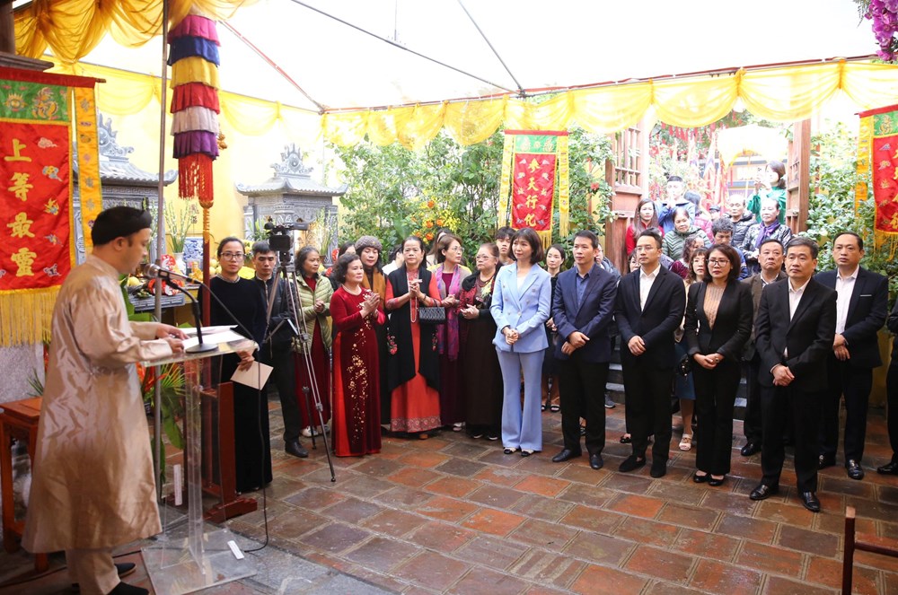 Dâng hương kỷ niệm ngày hoá Đức Đại vương Trần Lựu - ảnh 2