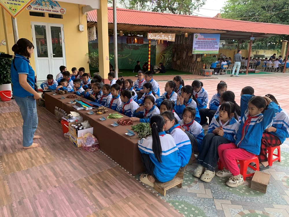 Khơi dậy tình yêu thiên nhiên, văn hóa truyền thống đến các em học sinh - ảnh 5