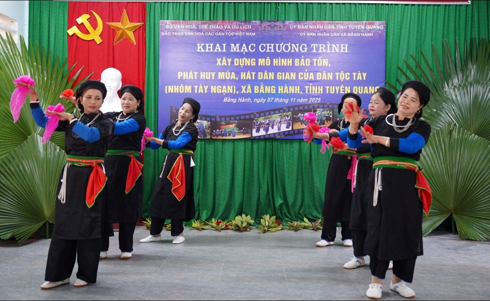 Người Tày Ngạn ở Bằng Hành tích cực bảo tồn văn hóa truyền thống - ảnh 3