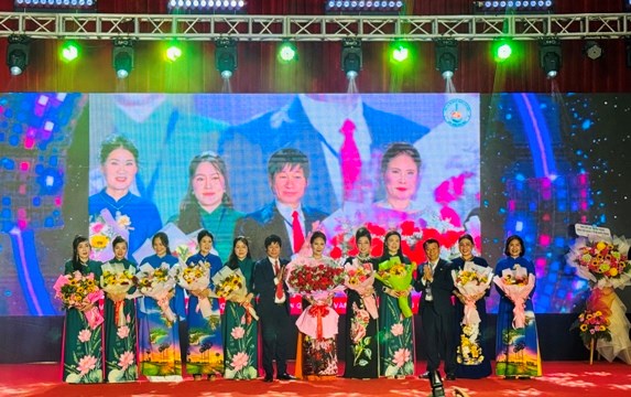 Giao lưu văn hóa nghệ thuật dân tộc ba miền tại Đặc khu Phú Quốc - ảnh 2