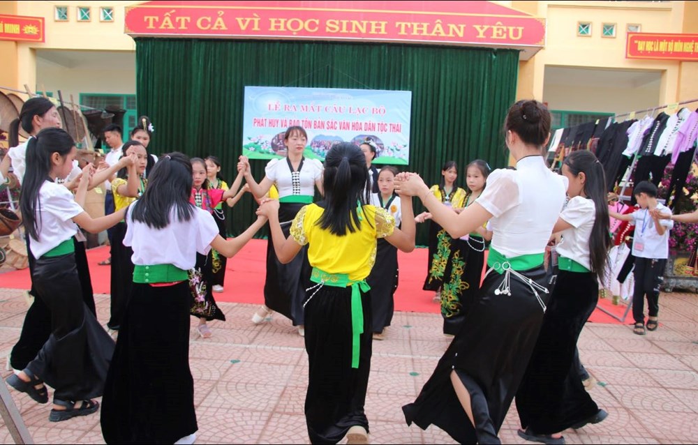 Nuôi dưỡng tình yêu văn hóa truyền thống dân tộc Thái cho học sinh  - ảnh 5