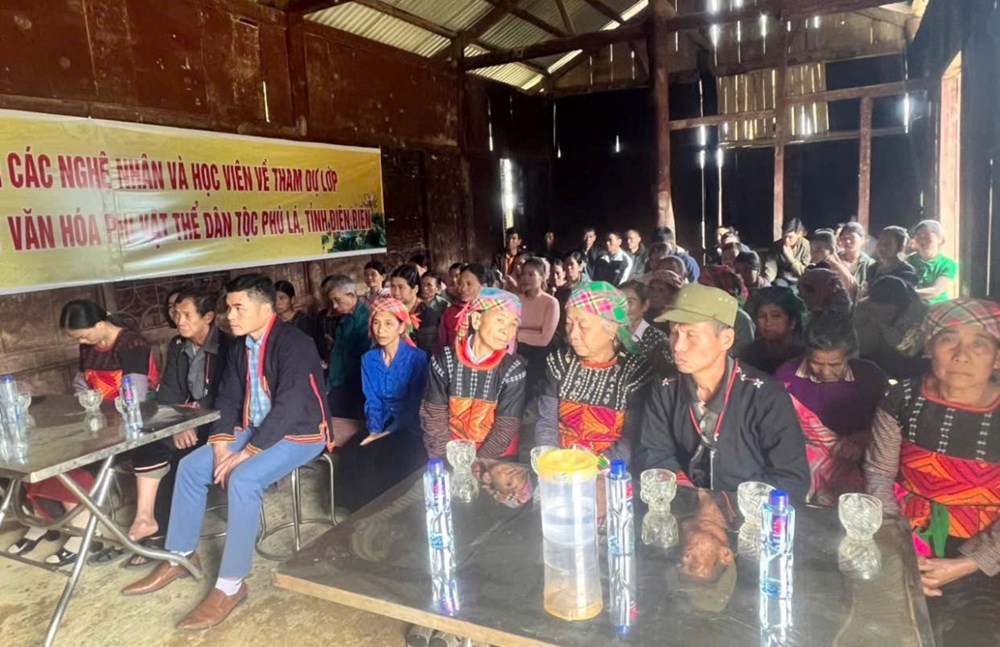 Người Phù Lá ở Sáng Nhè quyết tâm gìn giữ di sản văn hoá đang bị mai một - ảnh 2