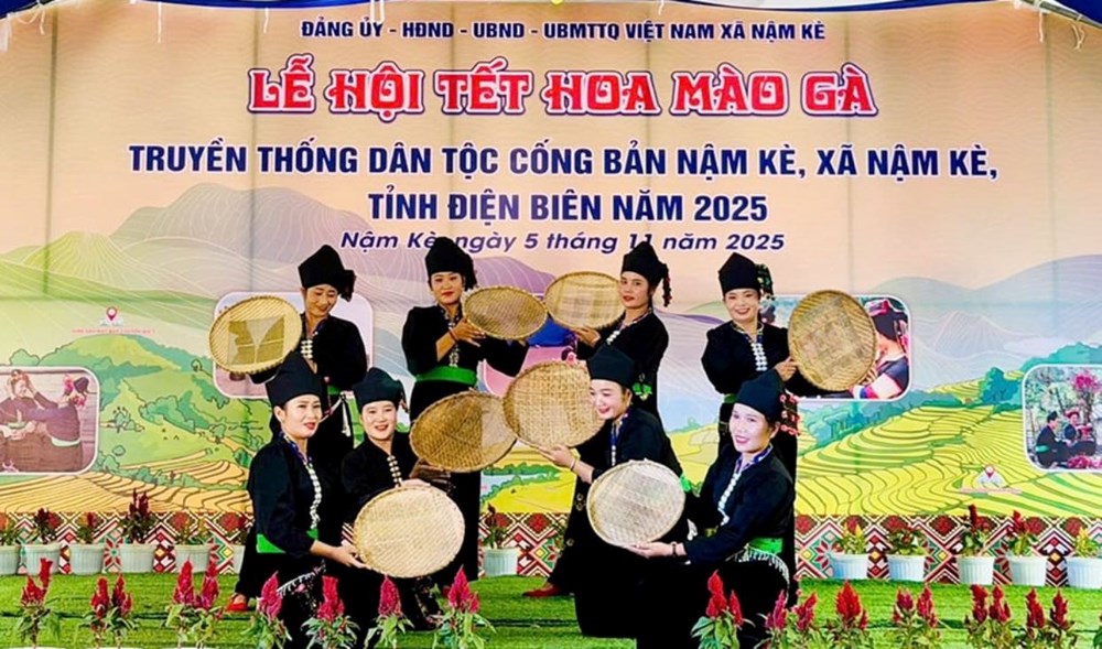 Về xã biên giới Nậm Kè vui “Tết hoa mào gà” với đồng bào dân tộc Cống  - ảnh 3