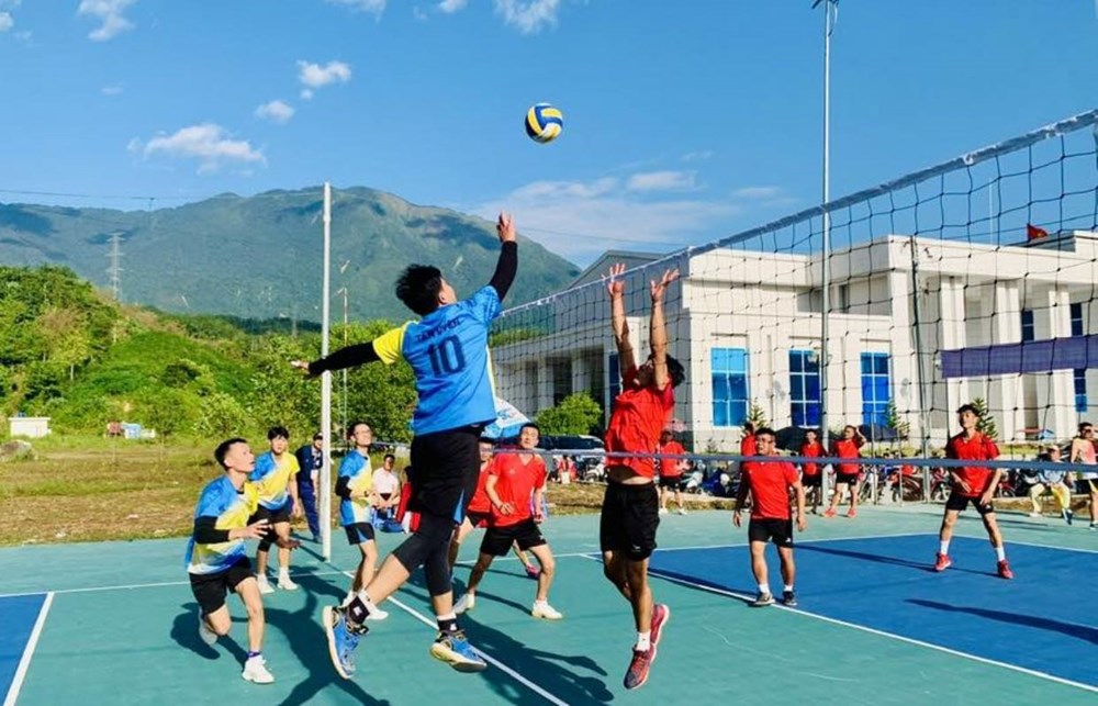 156 VĐV tham gia Giải Bóng chuyền truyền thống Công - Nông - Binh tỉnh Lai Châu 2025 - ảnh 2