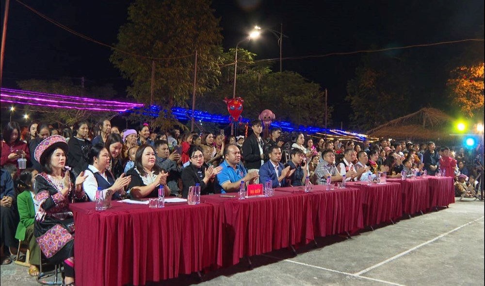 Đặc sắc lễ hội Khèn Mông nơi vùng cao Nậm Hàng - ảnh 6