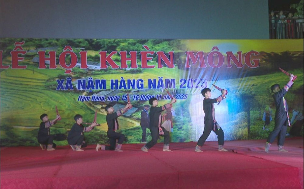 Đặc sắc lễ hội Khèn Mông nơi vùng cao Nậm Hàng - ảnh 2