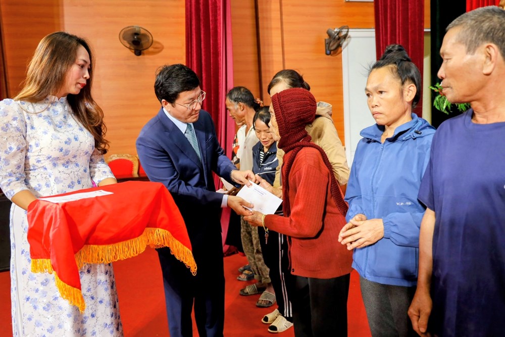 Điện Biên: Gặp mặt kỷ niệm 95 năm Ngày truyền thống Mặt trận Tổ quốc Việt Nam - ảnh 1