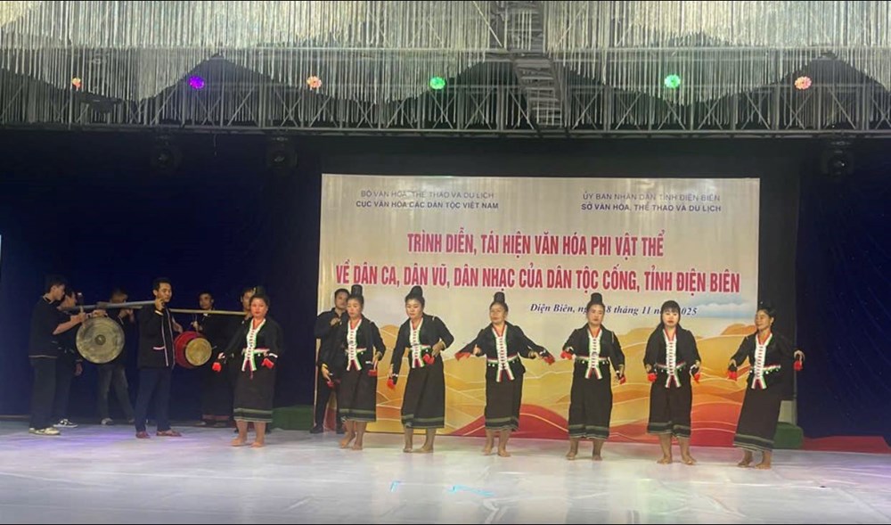 Truyền dạy văn hóa phi vật thể dân tộc Cống gắn với phát triển du lịch - ảnh 2