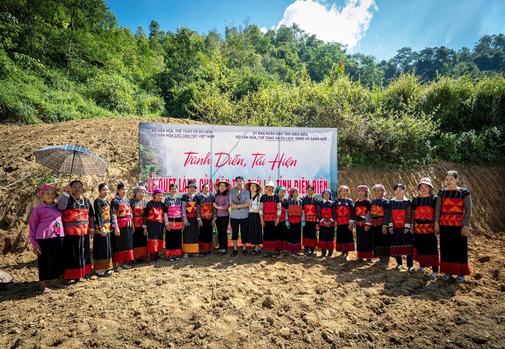 Lễ quét làng - nét văn hóa độc đáo của người Phù Lá ở Điện Biên - ảnh 1