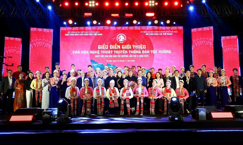 Lan tỏa bản sắc văn hóa dân tộc Mường đến du khách Thủ đô - ảnh 2