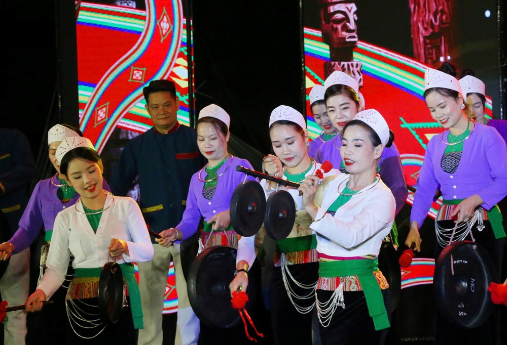 Lan tỏa bản sắc văn hóa dân tộc Mường đến du khách Thủ đô - ảnh 9