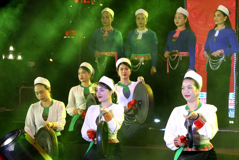 Lan tỏa bản sắc văn hóa dân tộc Mường đến du khách Thủ đô - ảnh 22