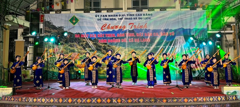Ra mắt CLB hát Then, đàn Tính, hát dân ca, dân vũ xóm Đoỏng Hủ, xã Hạ Lang - ảnh 3