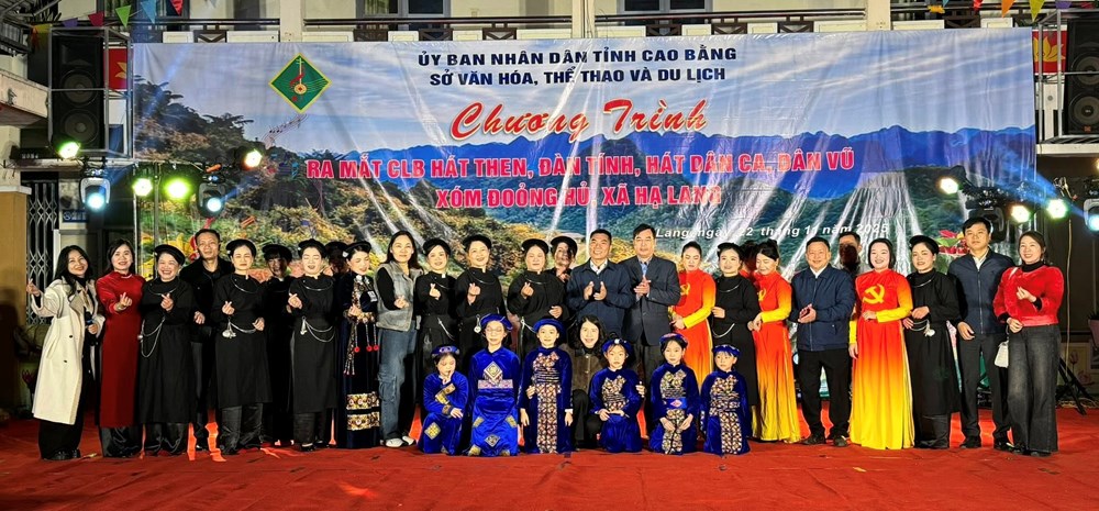 Ra mắt CLB hát Then, đàn Tính, hát dân ca, dân vũ xóm Đoỏng Hủ, xã Hạ Lang - ảnh 1